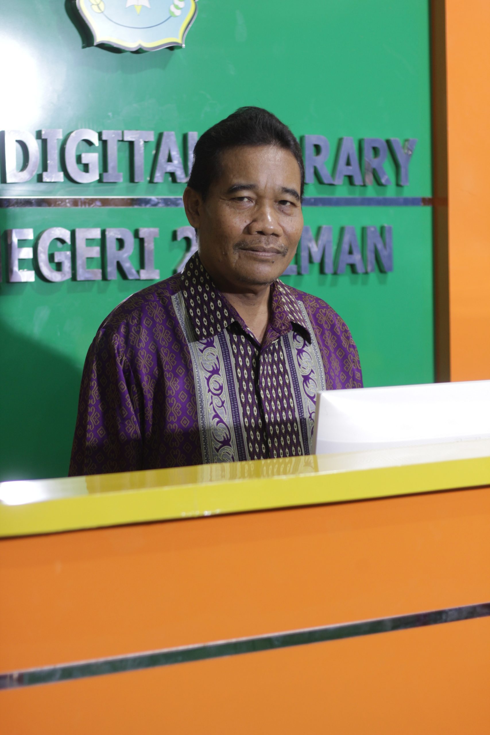 ANWAR HIDAYAT TAUFIQ, S.Pd